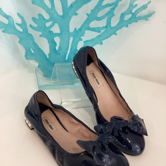 MIU MIU Patent Leather Navy Blue w Bow Flats Embellished Heel 39 9 w box - Picture 8 of 10